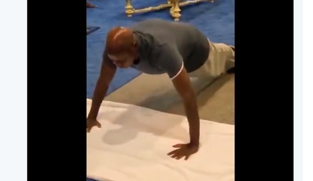 Museveni moves to silence those doubting his stamina, health with video of workout with bazukulu Museveni challenges his bazukulu to 40 press ups.